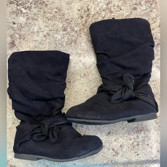 2/$12 Tall black toddler boots !! - Picture 1 of 6